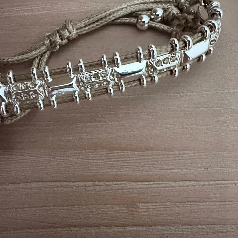 Bomb party Elegant Silver plated COMPASS Bracelet stack - Picture 6 of 8